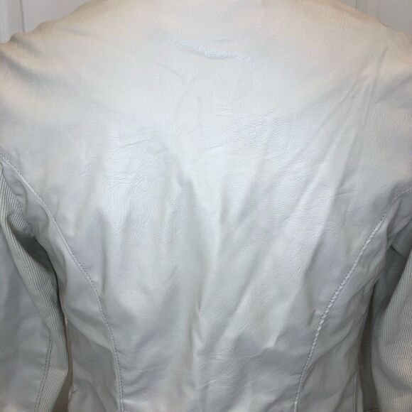 Blank NYC cream taupe faux suede jacket - Picture 7 of 16